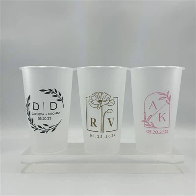 Einwegbecher mit Logoaufdruck